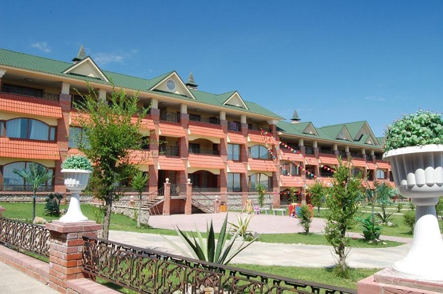 Morelux Boutique Hotel Kapchagay Exterior photo