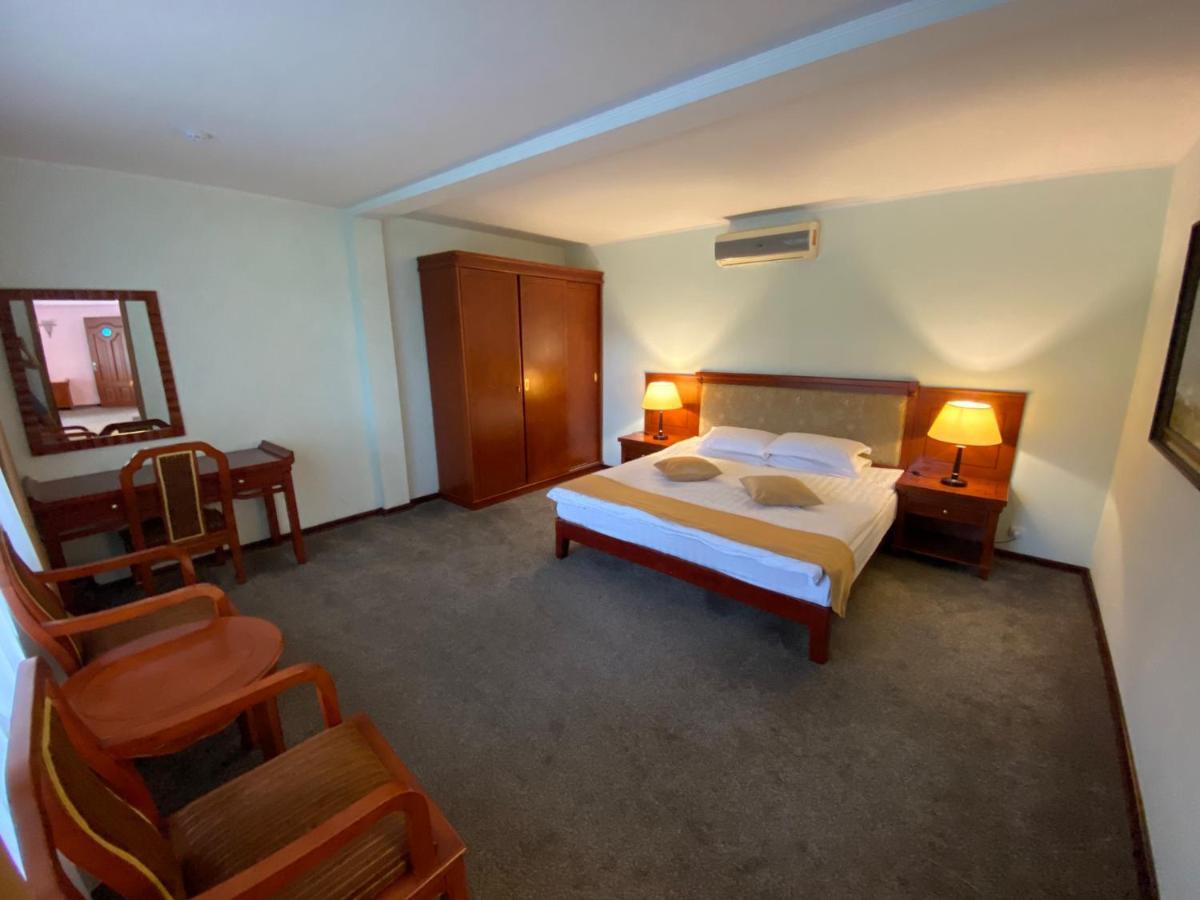 Morelux Boutique Hotel Kapchagay Exterior photo