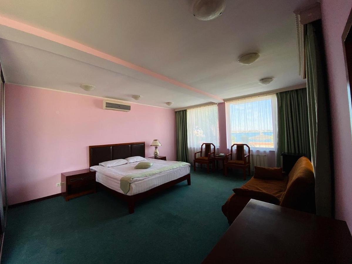 Morelux Boutique Hotel Kapchagay Exterior photo