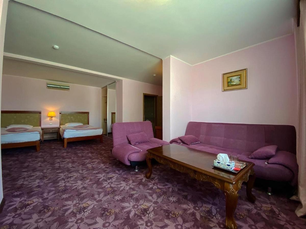Morelux Boutique Hotel Kapchagay Exterior photo